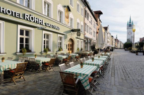  Hotel & Gasthaus DAS RÖHRL Straubing  Штраубинг